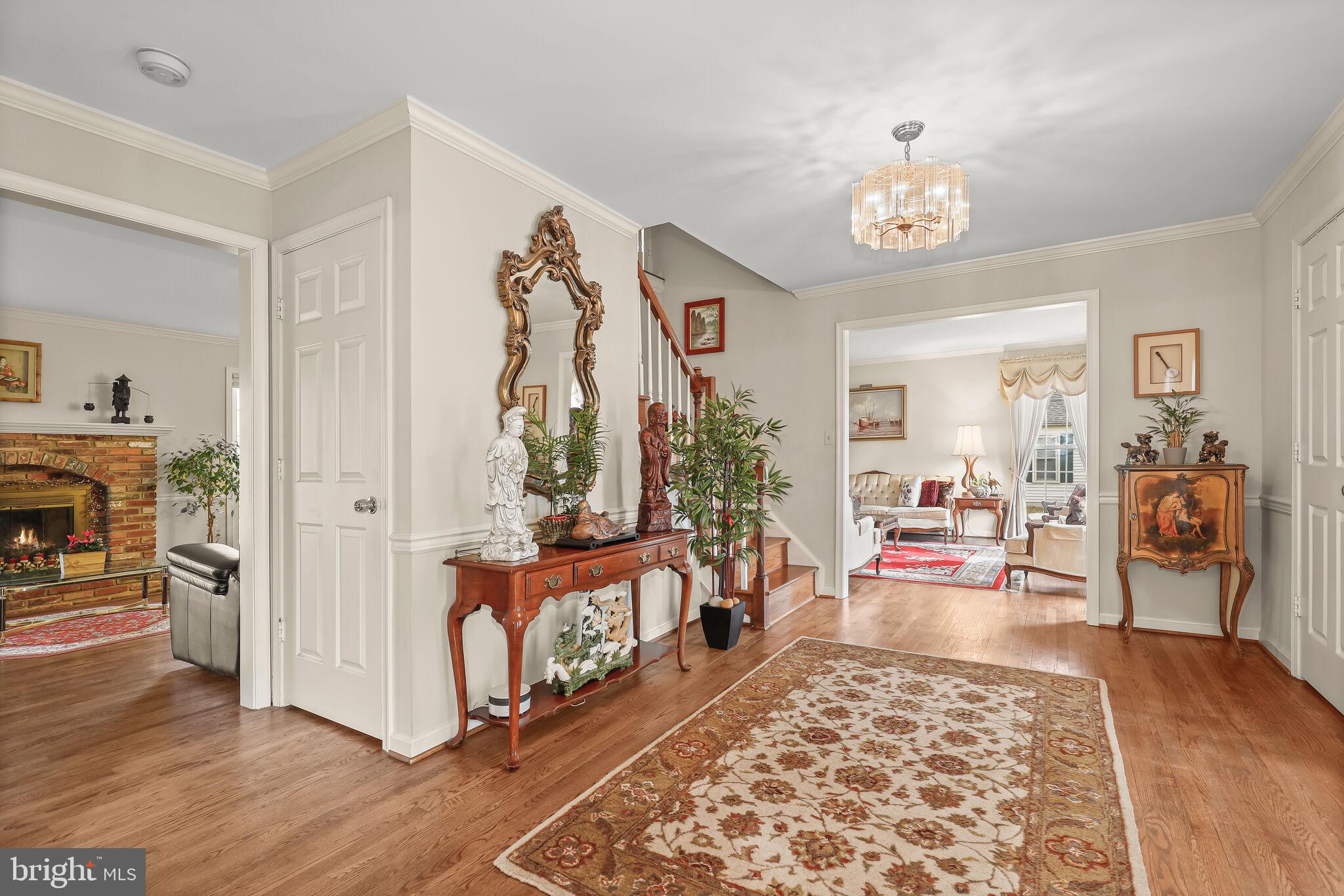 14912 Village Gate Drive Silver Spring, MD 20906 - Photo 3 of 66 Foyer