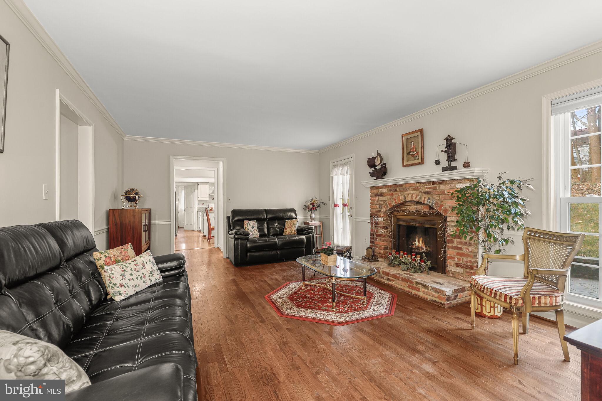 14912 Village Gate Drive Silver Spring, MD 20906 - Photo 9 of 66 Family Room