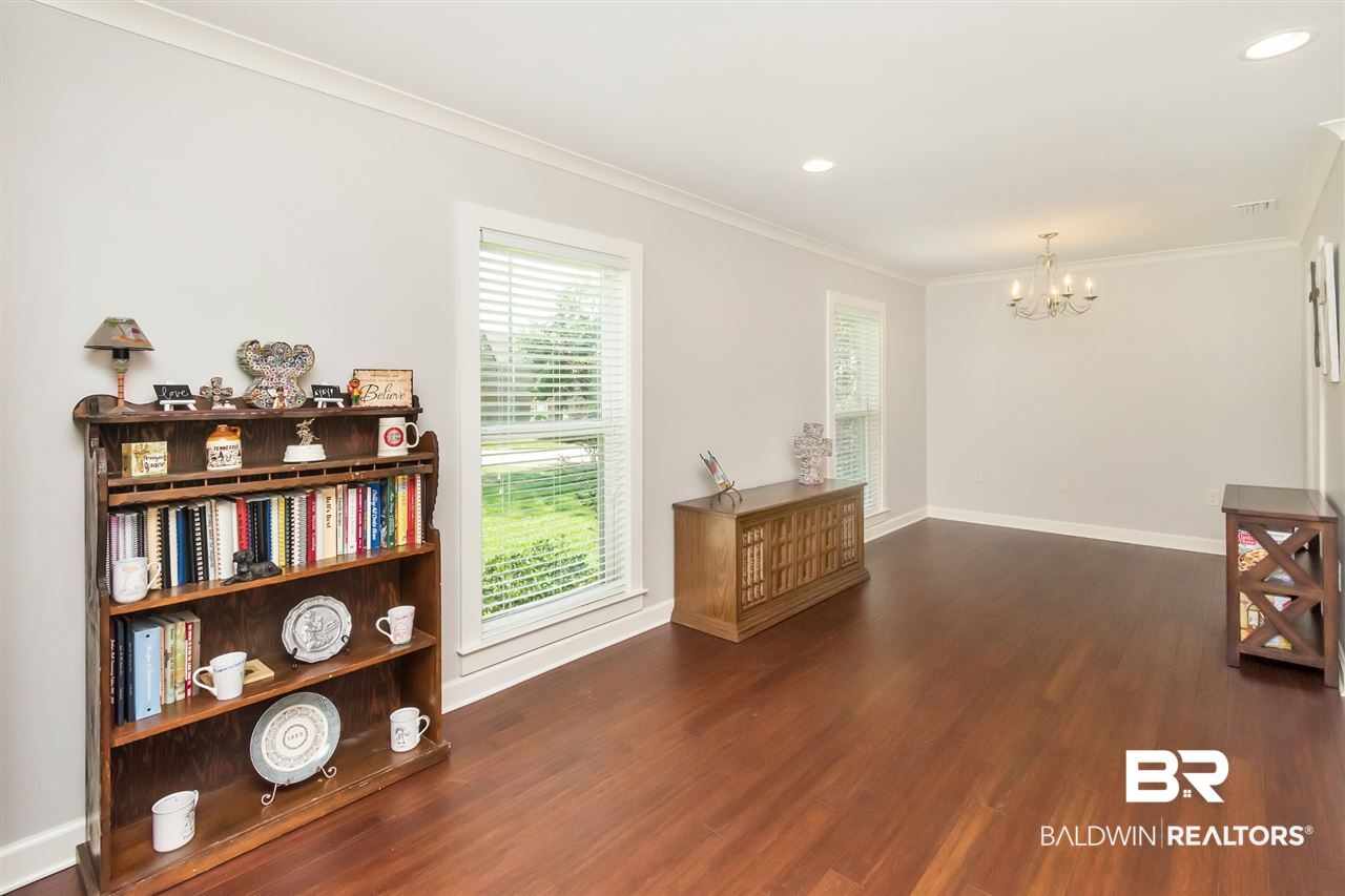 6550 Lubarrett Way Mobile, AL 36695 - Photo 3 of 43
