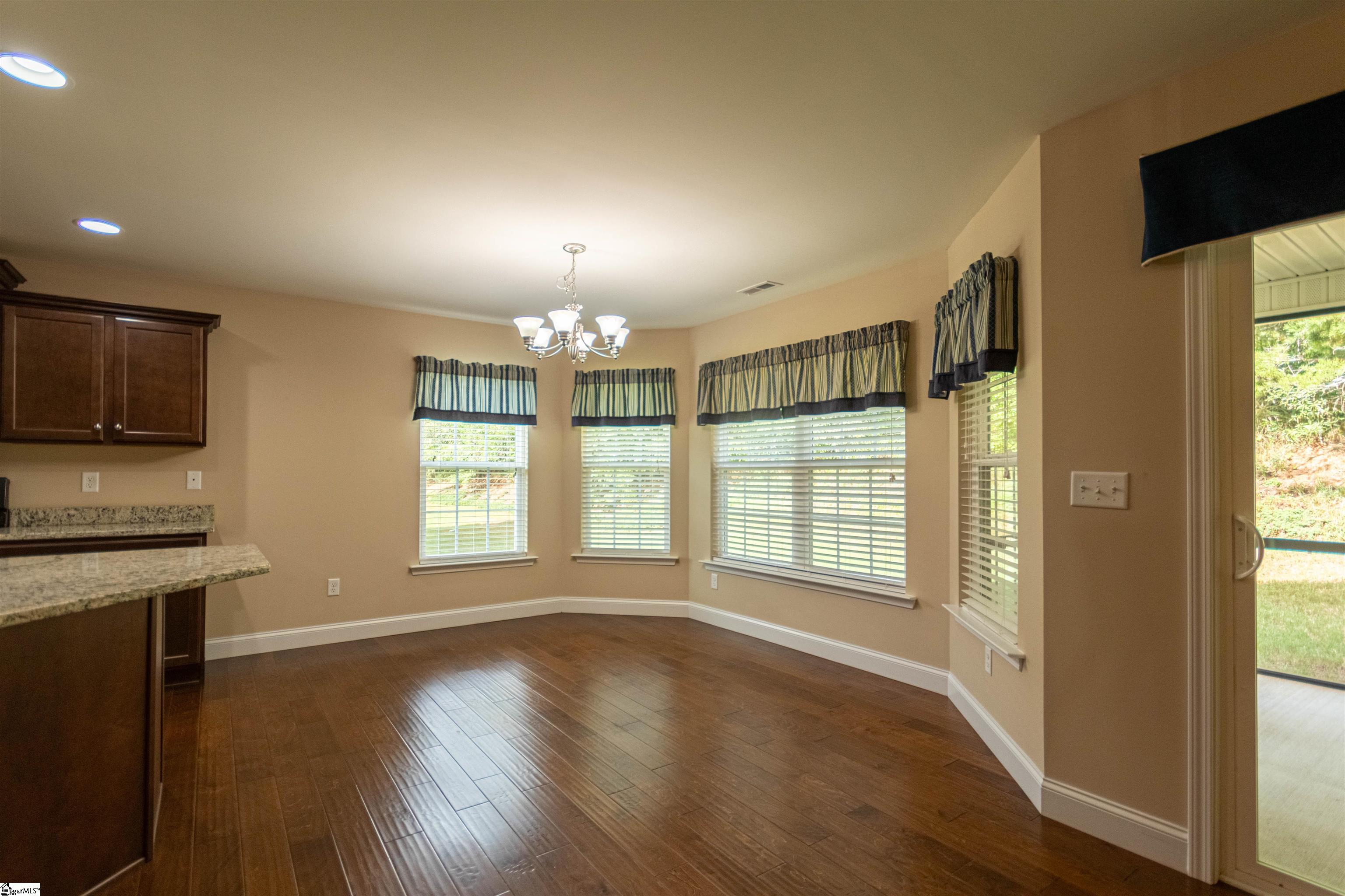 448 Brenda Way Lyman, SC 29365 - Photo 6 of 19 Gallery Image 6