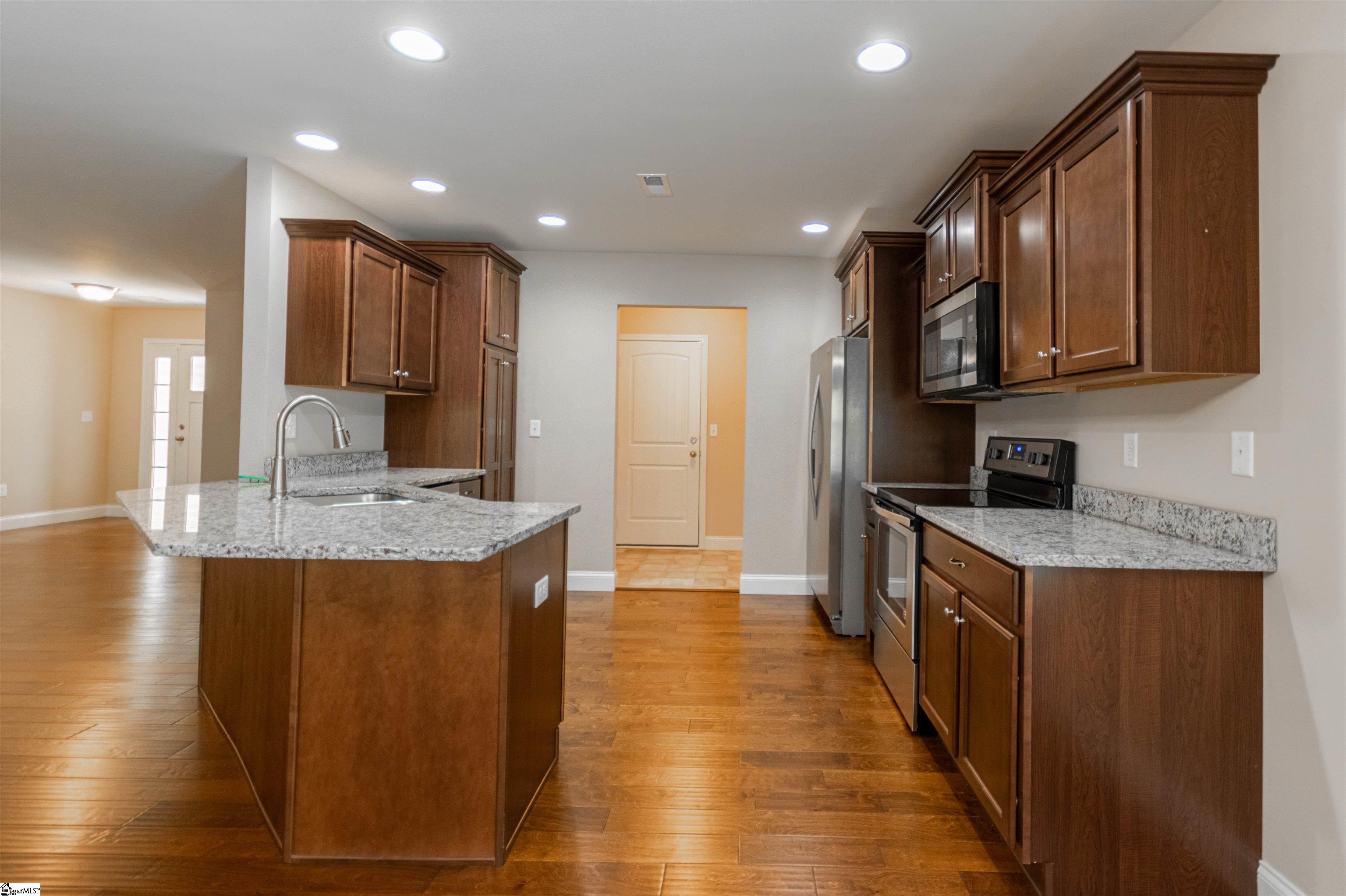 448 Brenda Way Lyman, SC 29365 - Photo 9 of 19 Gallery Image 9