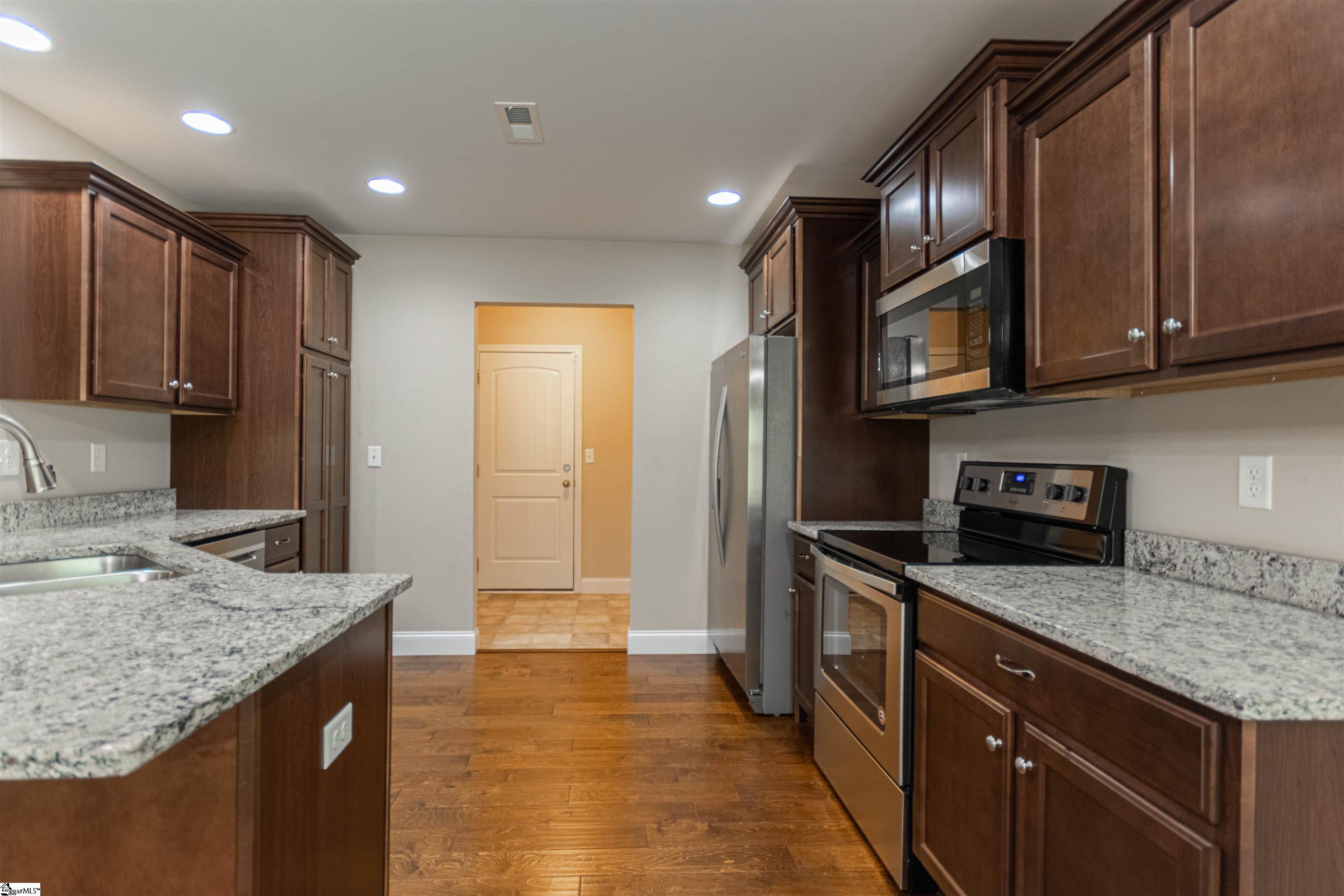 448 Brenda Way Lyman, SC 29365 - Photo 10 of 19 Gallery Image 10