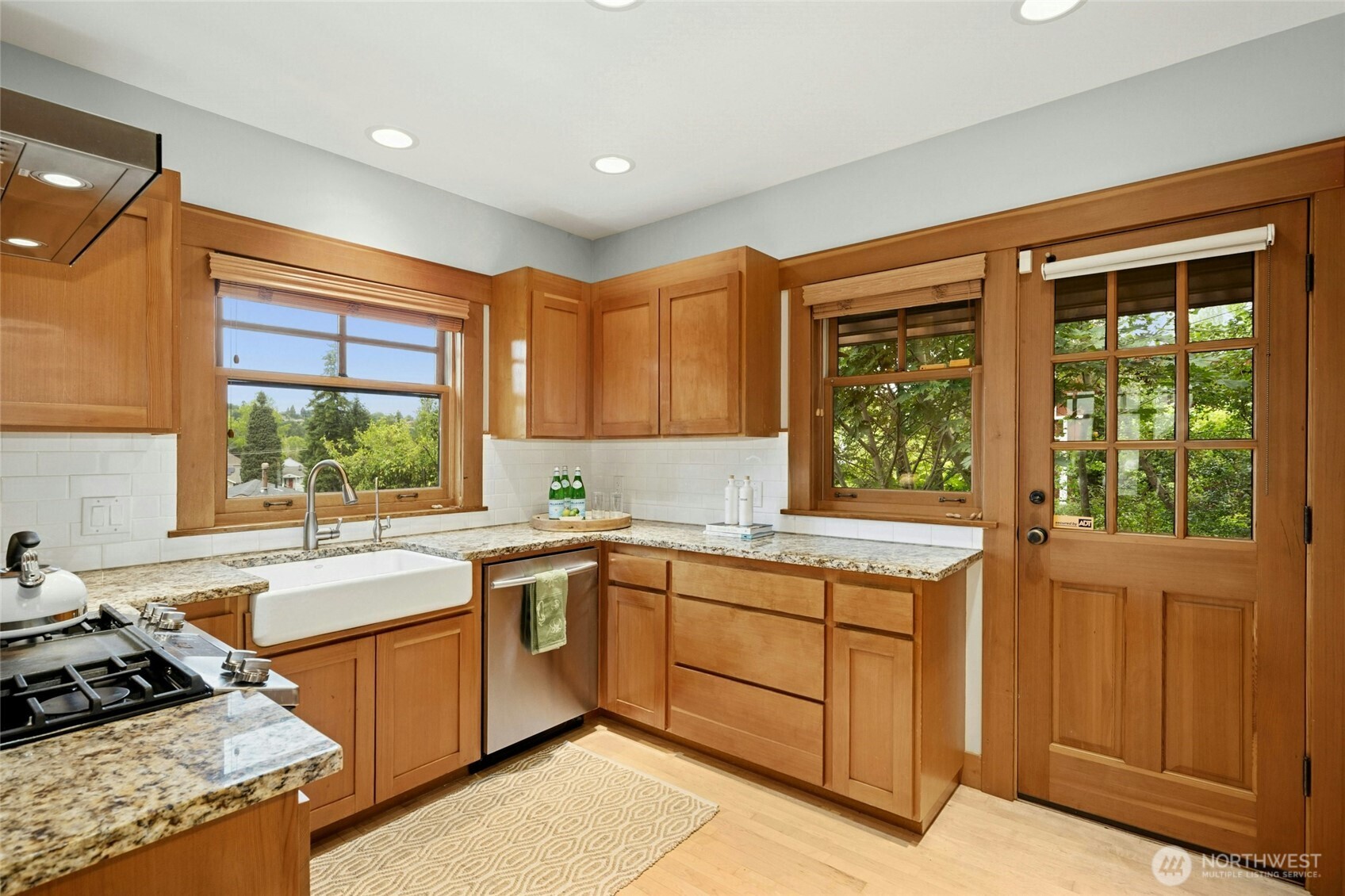 3401 York Road South Seattle, WA 98144 - Photo 12 of 34 Gallery Image 12