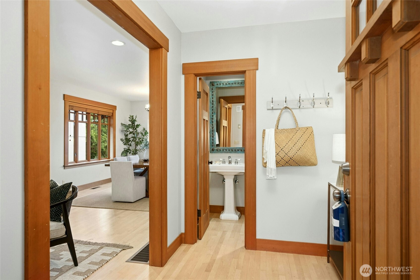 3401 York Road South Seattle, WA 98144 - Photo 9 of 34 Gallery Image 9