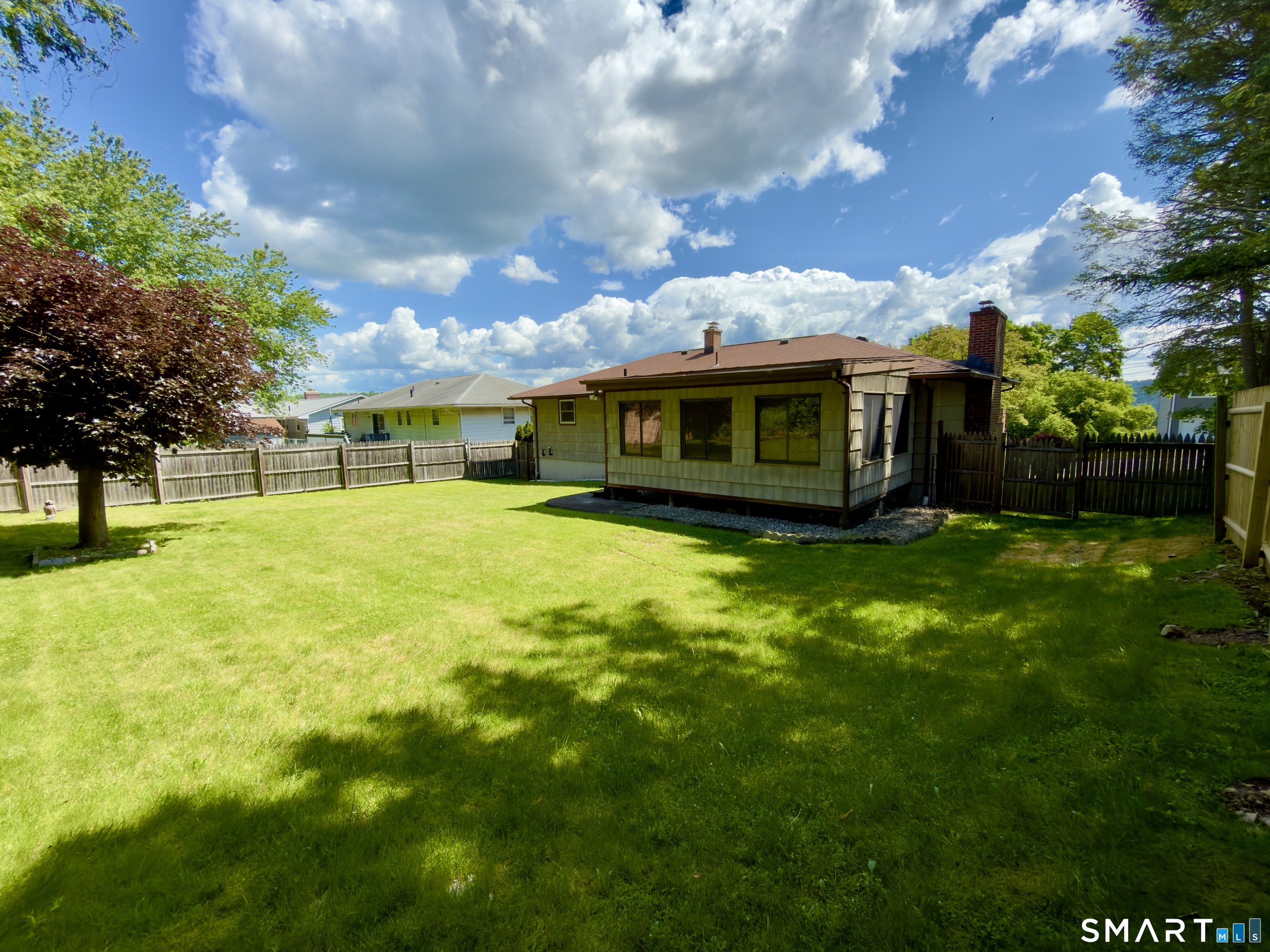25 Greenfield Avenue Waterbury, CT 06708 - Photo 34 of 37