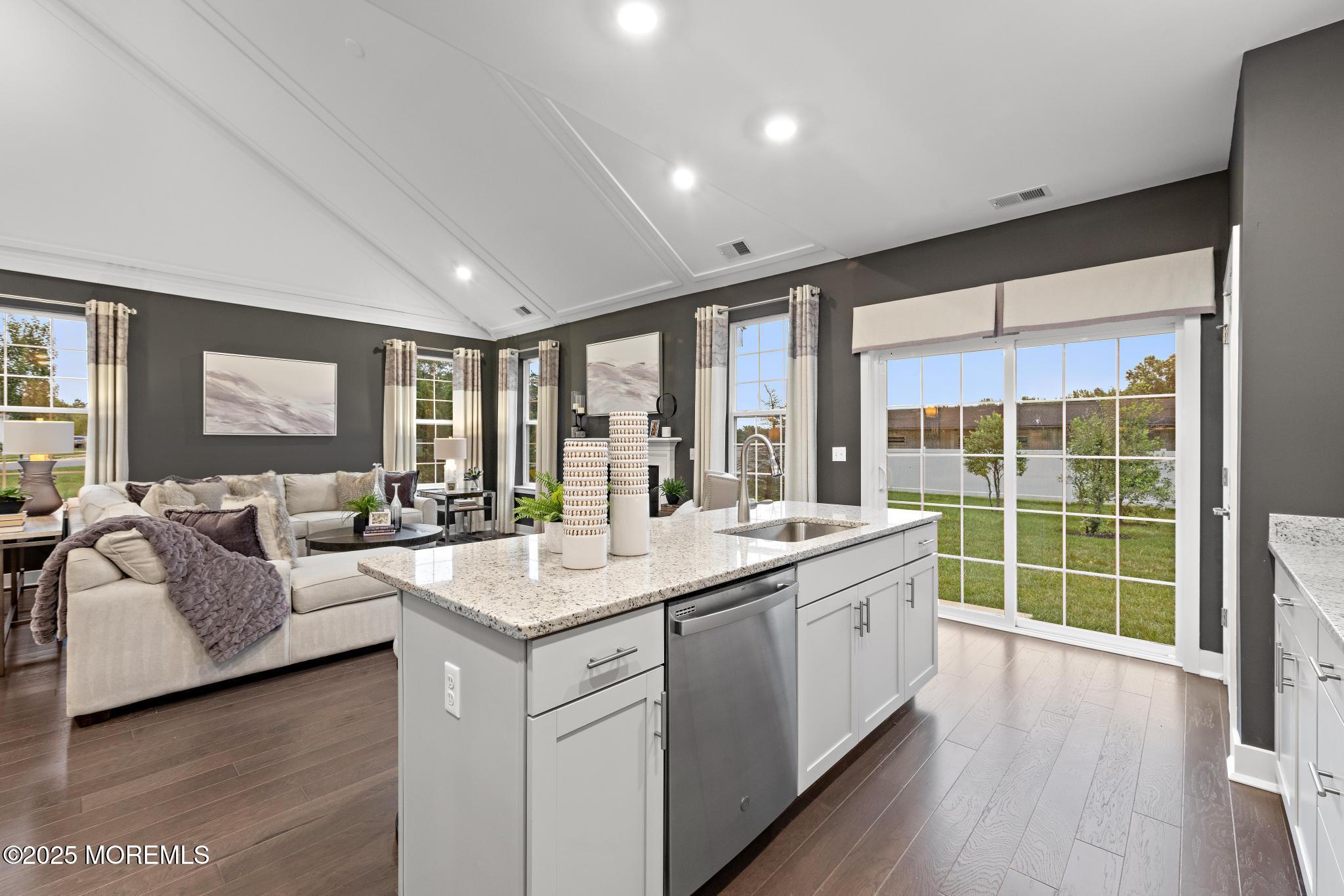 1 Canterbury Road New Egypt, NJ 08533 - Photo 15 of 40 11 Canterbury Rd (17)