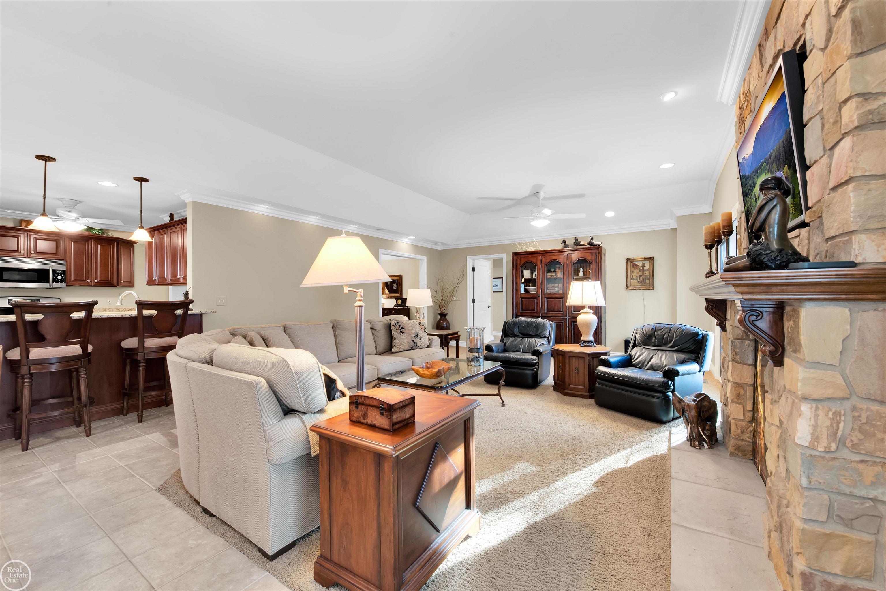 861 Shoreham Road Grosse Pointe Woods, MI 48236 - Photo 18 of 53