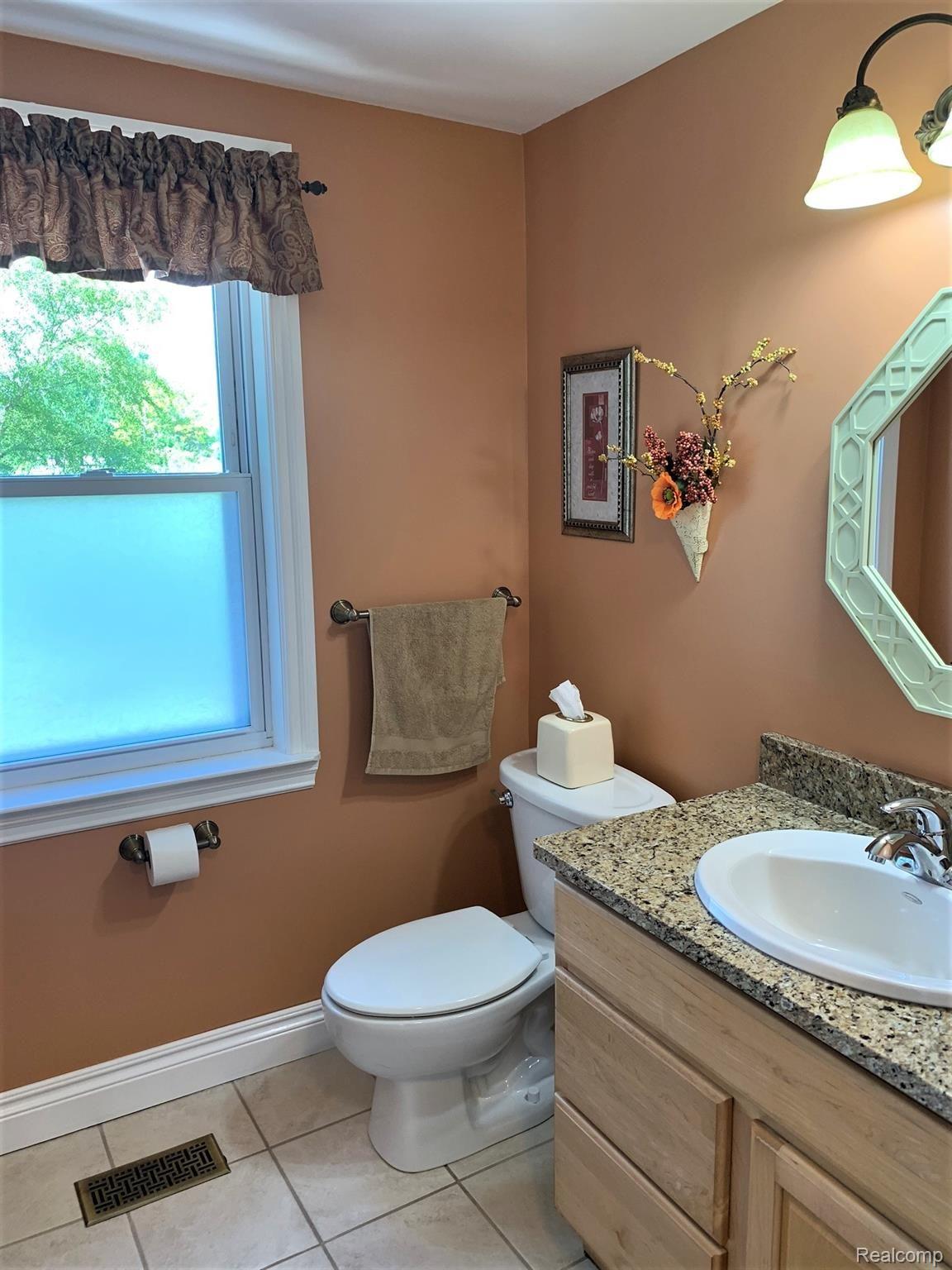 5672 Hessen Road Casco, MI 48064 - Photo 13 of 52 Bathroom Lower.JPEG