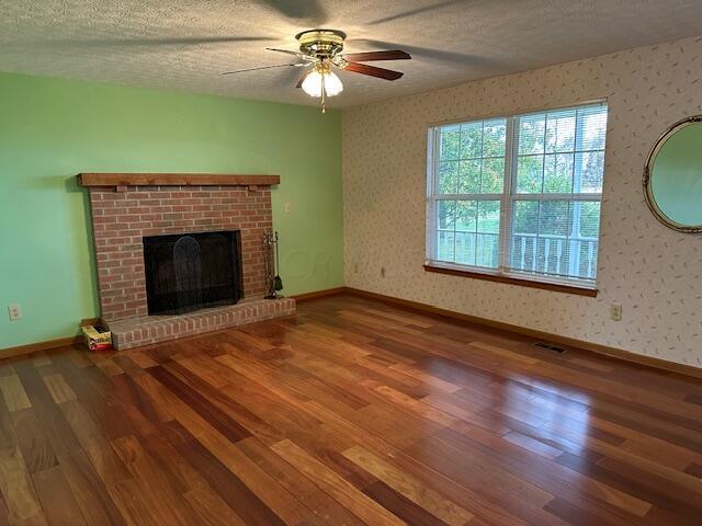 22500 Delaware County Line Road Marysville, OH 43040 - Photo 10 of 60 LIVING ROOM