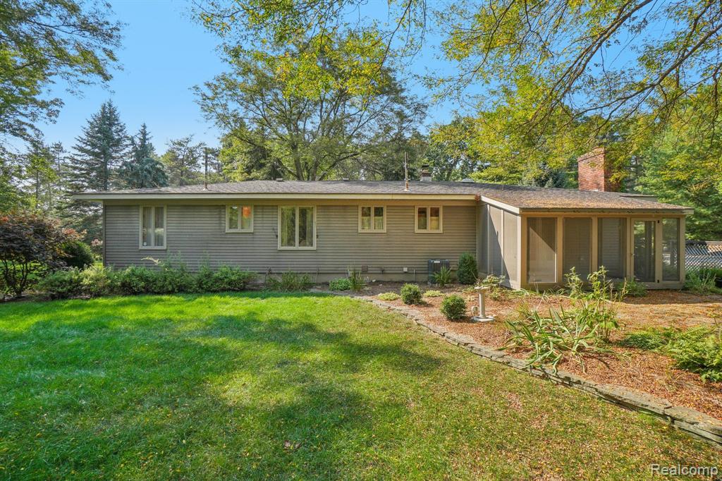 60120 Mt Vernon Road Rochester, MI 48306 - Photo 43 of 59