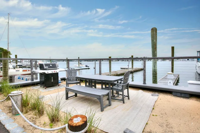 $775,000 | 26 Cove Avenue, Unit 3B, Norwalk, CT 06855