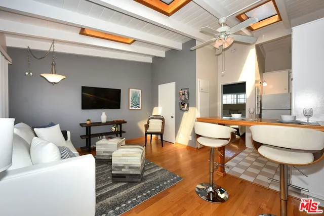 $2,695 | 313 Mildred Avenue, Unit 26, Venice, CA 90291