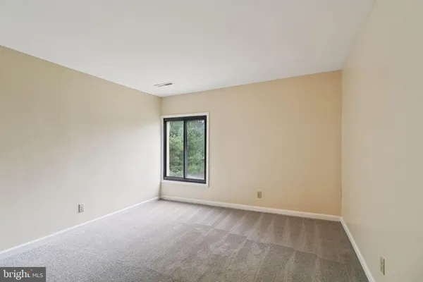 $170,000 | 10117 Prince Place, Unit 3032B, Upper Marlboro, MD 20774