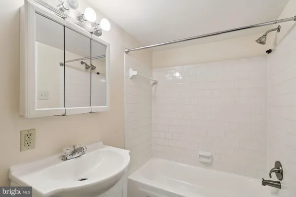 $170,000 | 10117 Prince Place, Unit 3032B, Upper Marlboro, MD 20774