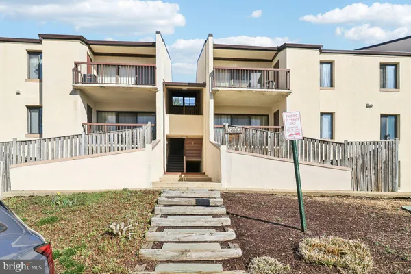 $170,000 | 10117 Prince Place, Unit 3032B, Upper Marlboro, MD 20774