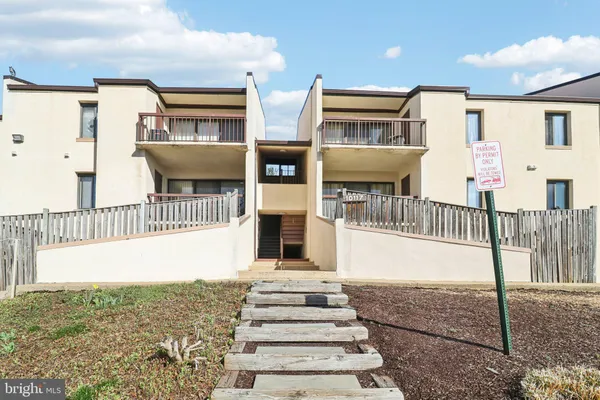 $170,000 | 10117 Prince Place, Unit 3032B, Upper Marlboro, MD 20774