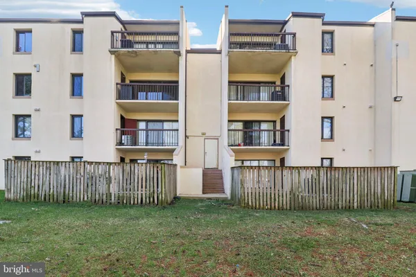 $170,000 | 10117 Prince Place, Unit 3032B, Upper Marlboro, MD 20774