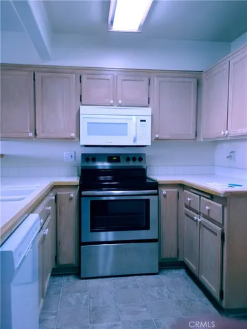 $359,000 | 11410 Brookshire Avenue, Unit 316, Downey, CA 90241