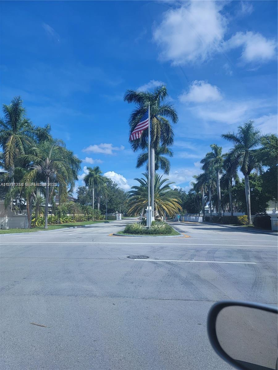 3333 Southwest 156th Court Miami, FL 33185 - Photo 30 of 33 a small yard with a fountain