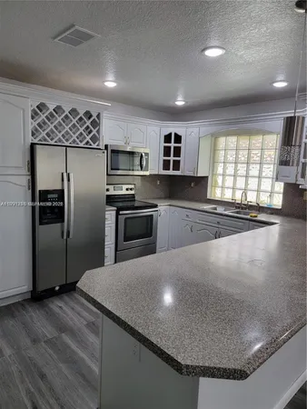 $3,300 | 3333 Southwest 156th Court, Miami, FL 33185