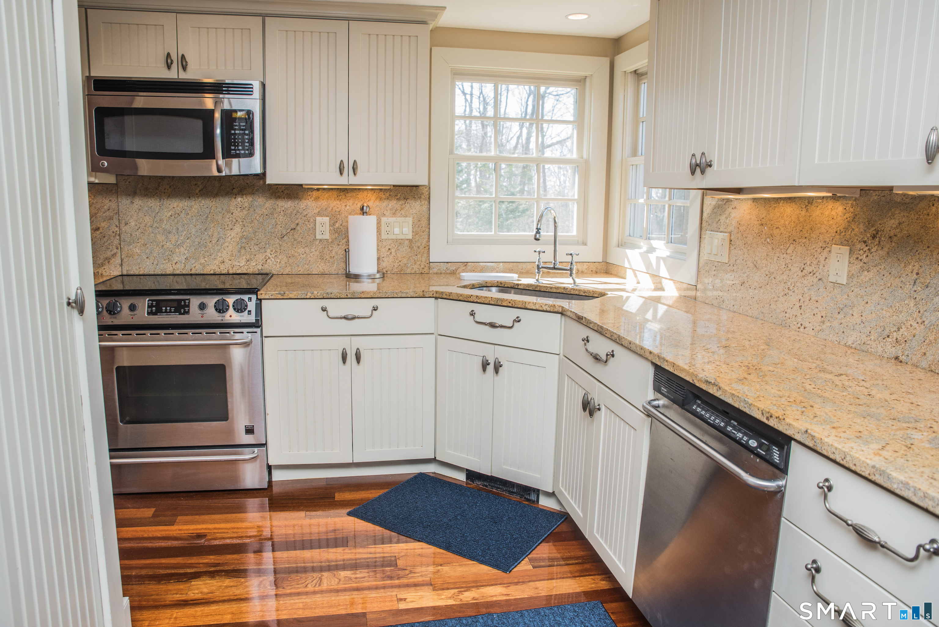 30 A Whiting Farm Road Branford, CT 06405 - Photo 11 of 37 Gallery Image 11