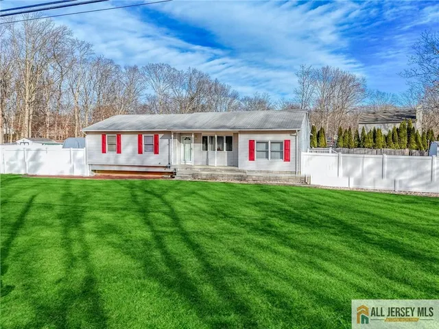 $575,000 | 563 Indiero Road, Jackson, NJ 08527