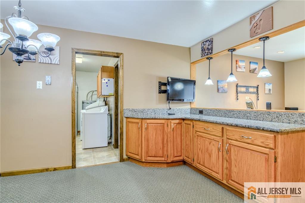 563 Indiero Road Jackson, NJ 08527 - Photo 5 of 30