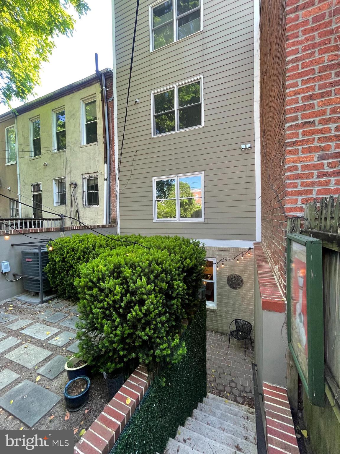 1242 New Jersey Avenue Northwest Washington, DC 20001 - Photo 53 of 60 a house view with a outdoor space
