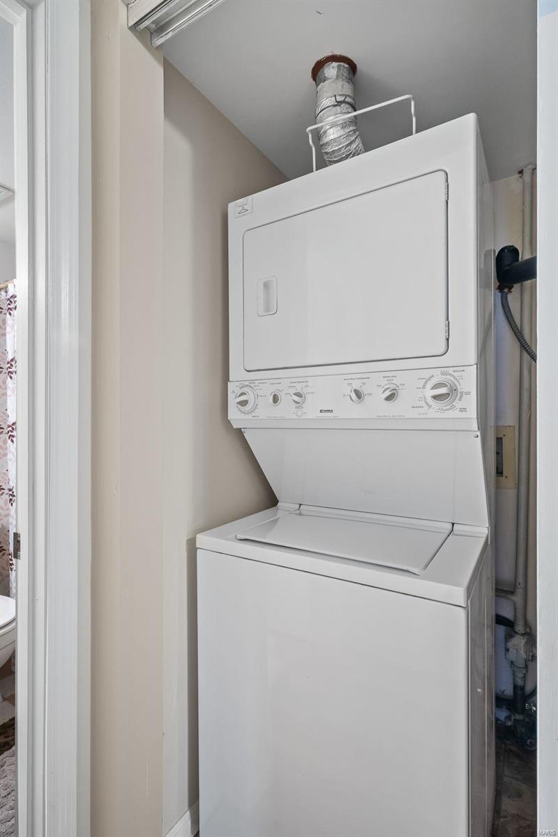 700 Ridgeside Drive, Unit C Ballwin, MO 63021 - Photo 13 of 24