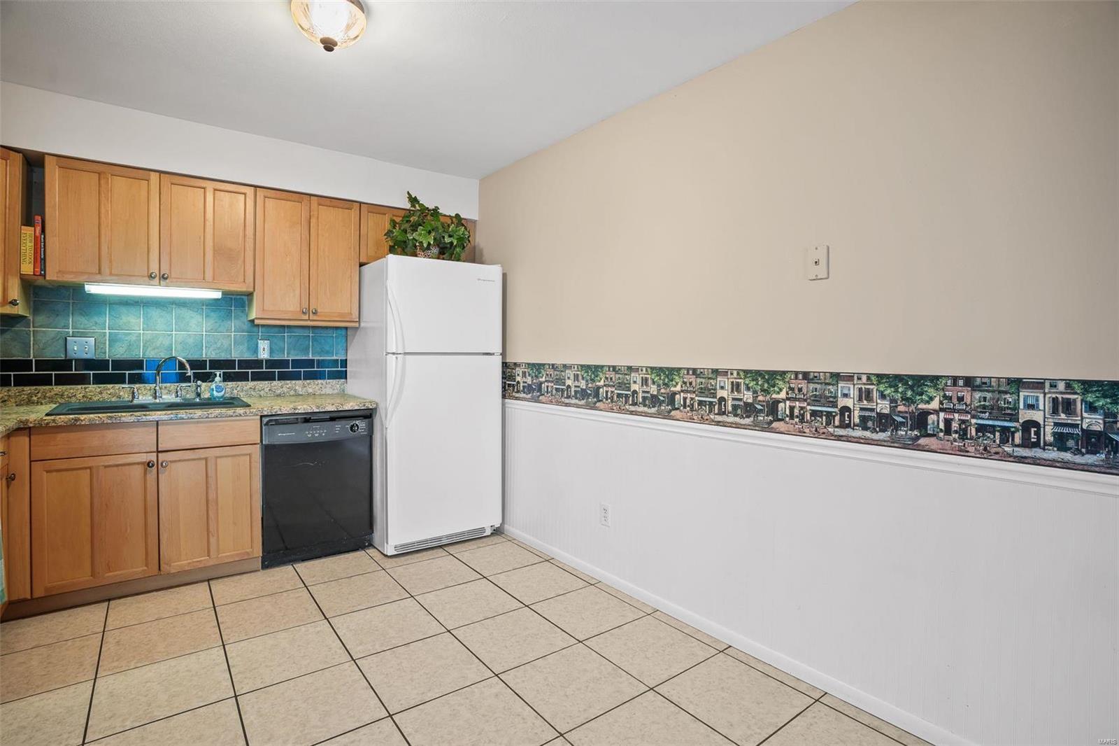 700 Ridgeside Drive, Unit C Ballwin, MO 63021 - Photo 4 of 24