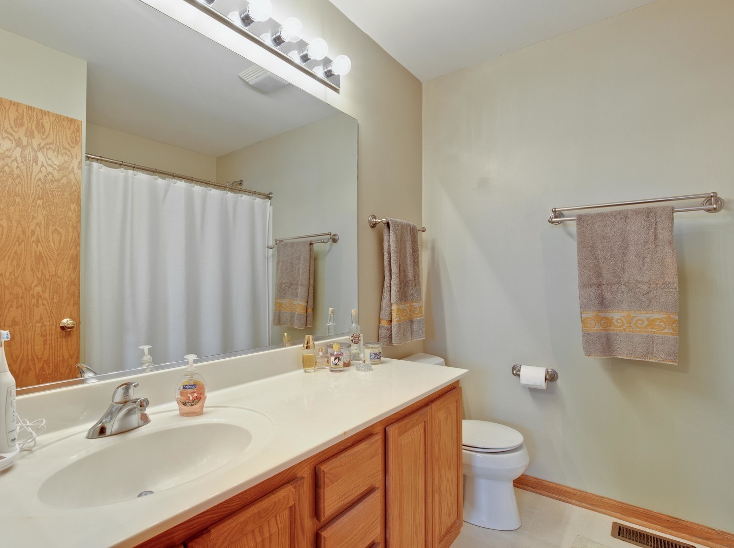 34247 Trillium Way Round Lake, IL 60073 - Photo 17 of 23