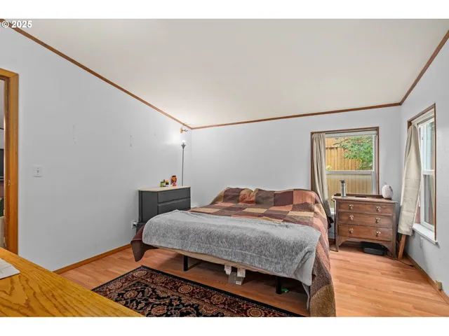 $365,000 | 614 South 10th Street, St. Helens, OR 97051