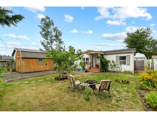 $365,000 | 614 South 10th Street, St. Helens, OR 97051