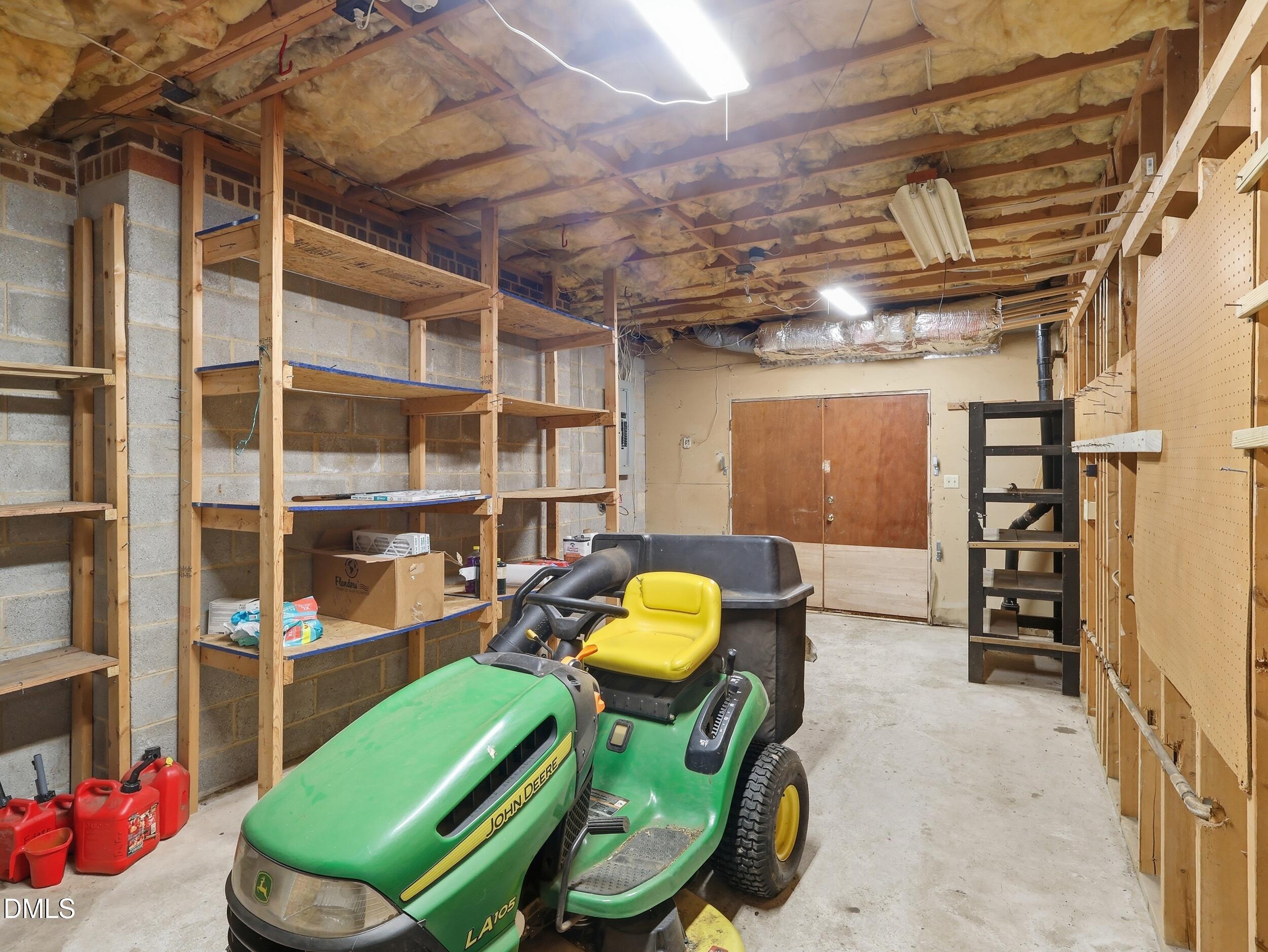 7312 Deer Track Drive Raleigh, NC 27613 - Photo 25 of 43