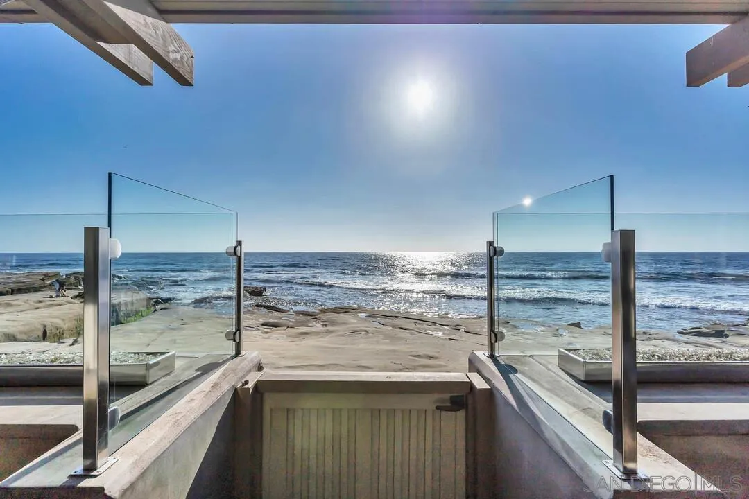 274 Coast Boulevard La Jolla, CA 92037 - Photo 47 of 64