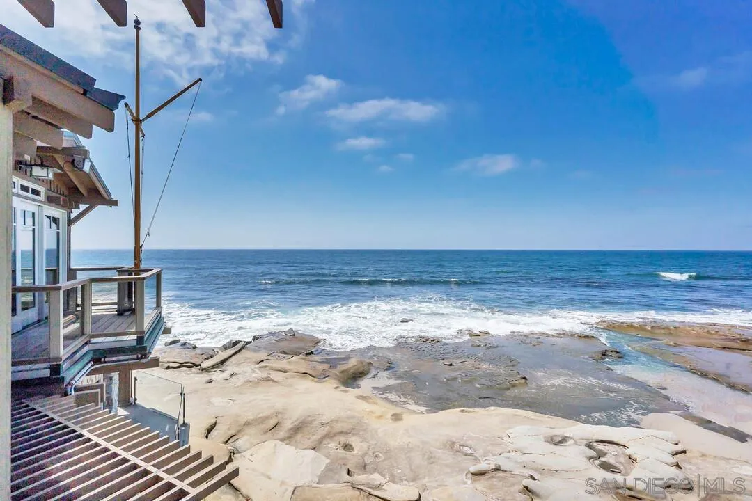 274 Coast Boulevard La Jolla, CA 92037 - Photo 8 of 64 a view of a lake view