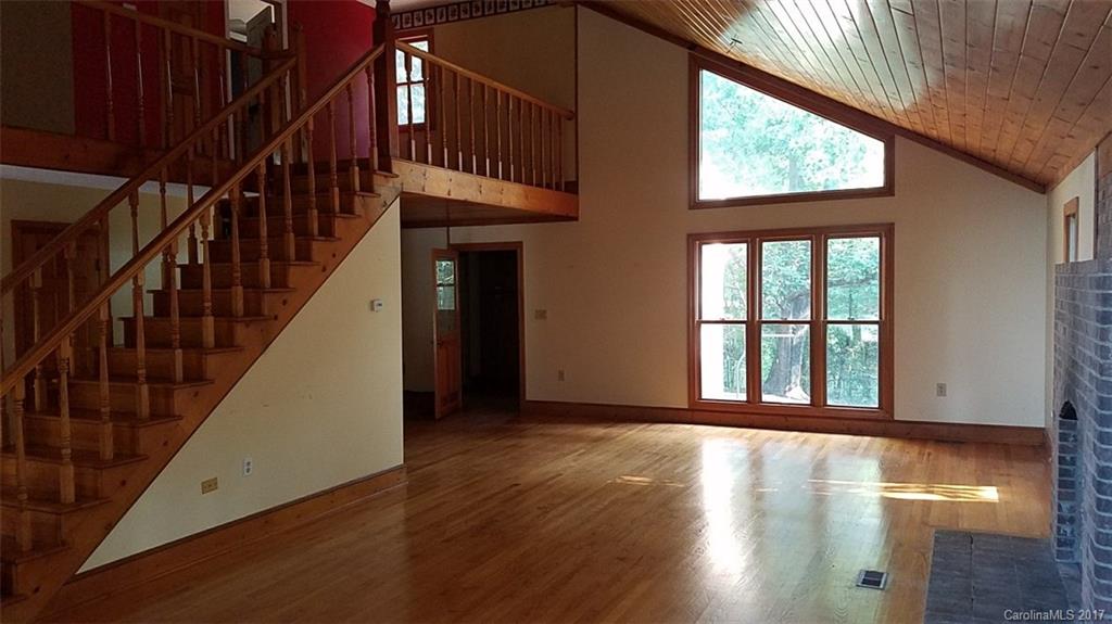 1819 Philadelphia Church Road Dallas, NC 28034 - Photo 4 of 17 Gallery Image 4