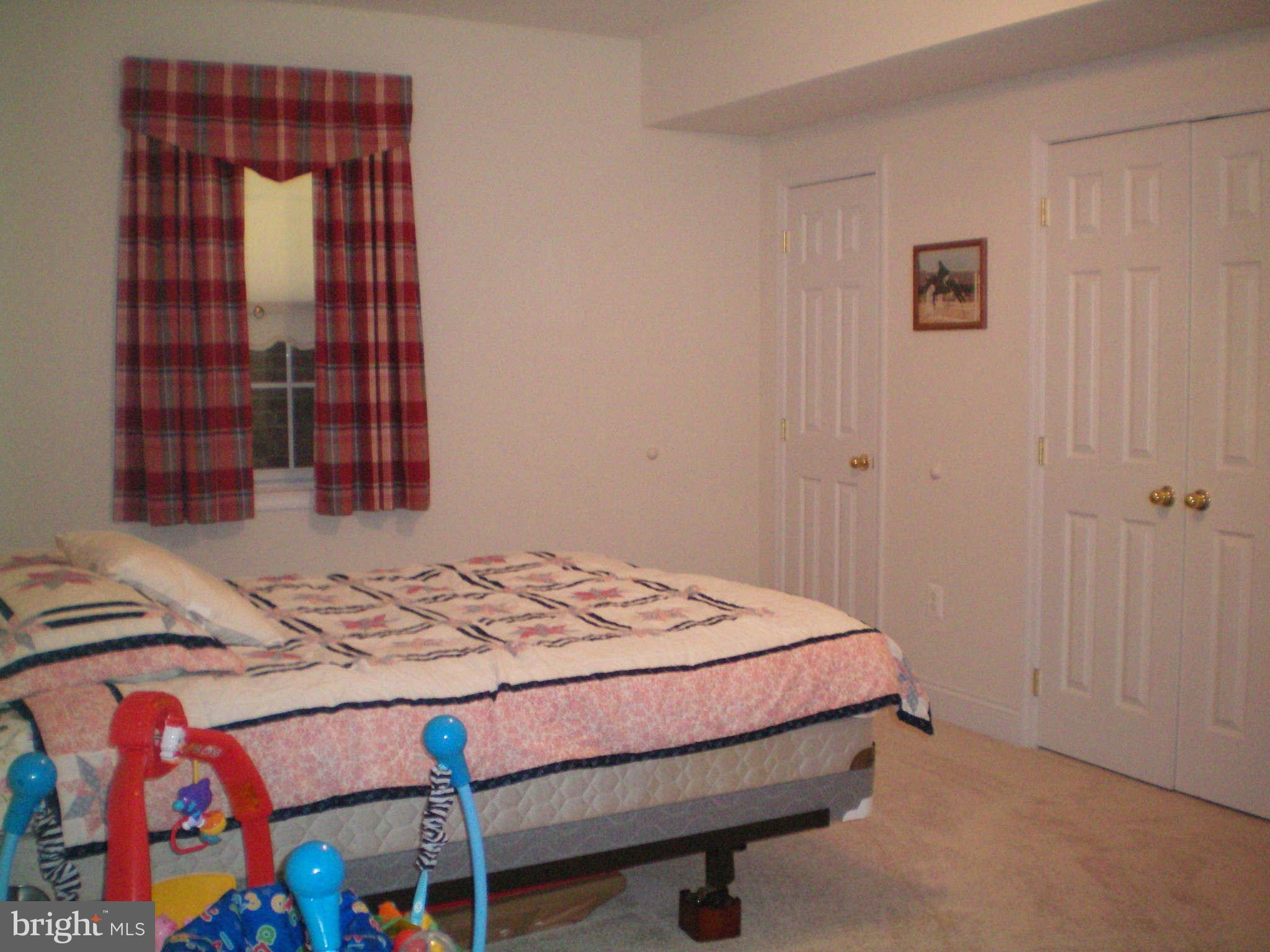 51 Bay Front Road Lothian, MD 20711 - Photo 22 of 30 Interior (General)