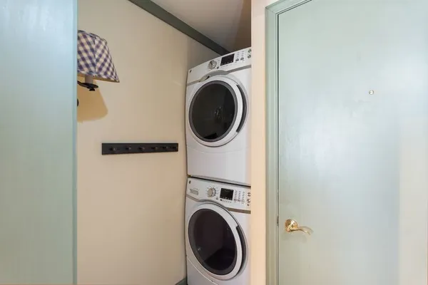 $299,900 | 91 Apple Creek Lane, Greece, NY 14612