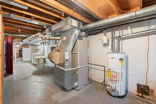 $299,900 | 91 Apple Creek Lane, Greece, NY 14612