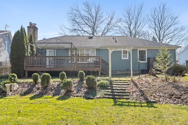 $299,900 | 91 Apple Creek Lane, Greece, NY 14612