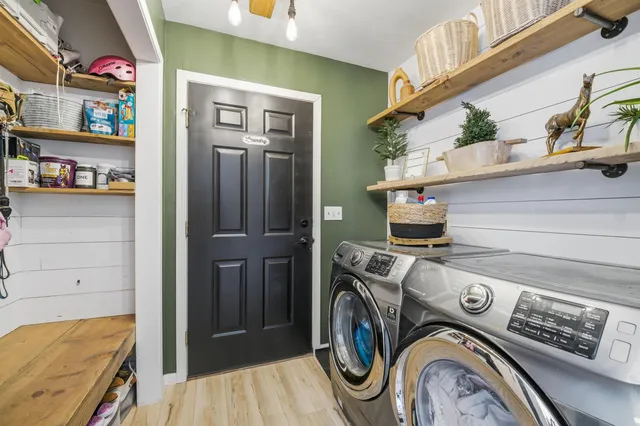 $399,900 | 2023 Meadowview Street, Kaukauna, WI 54130