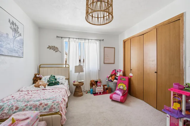 $399,900 | 2023 Meadowview Street, Kaukauna, WI 54130