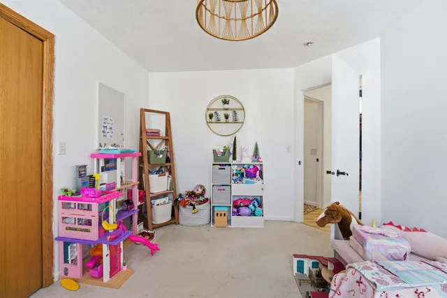 $399,900 | 2023 Meadowview Street, Kaukauna, WI 54130