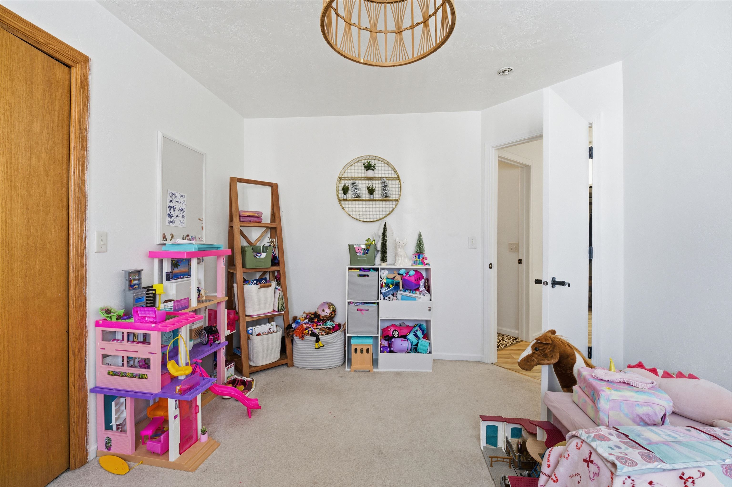 2023 Meadowview Street Kaukauna, WI 54130 - Photo 15 of 24