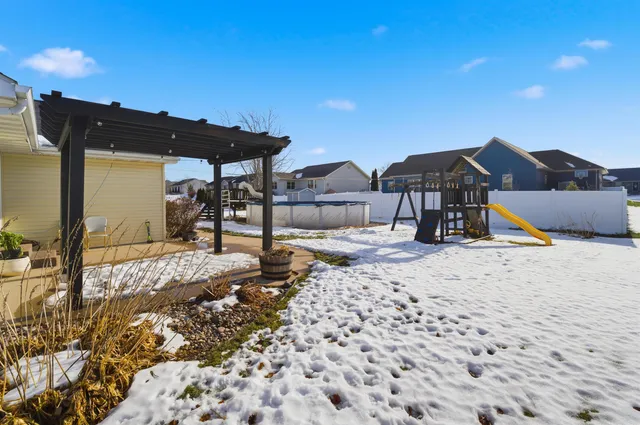 $399,900 | 2023 Meadowview Street, Kaukauna, WI 54130