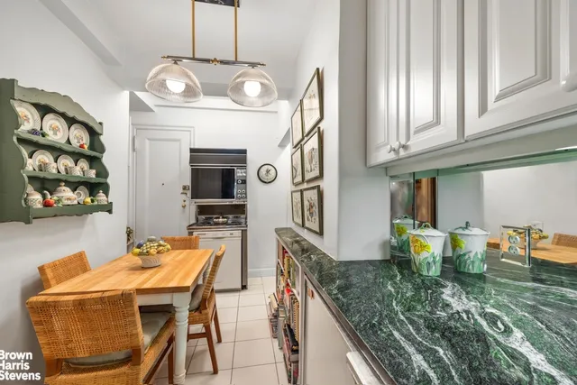 $1,250,000 | 3 East 77th Street, Unit 3B/OFFICE | Upper East Side