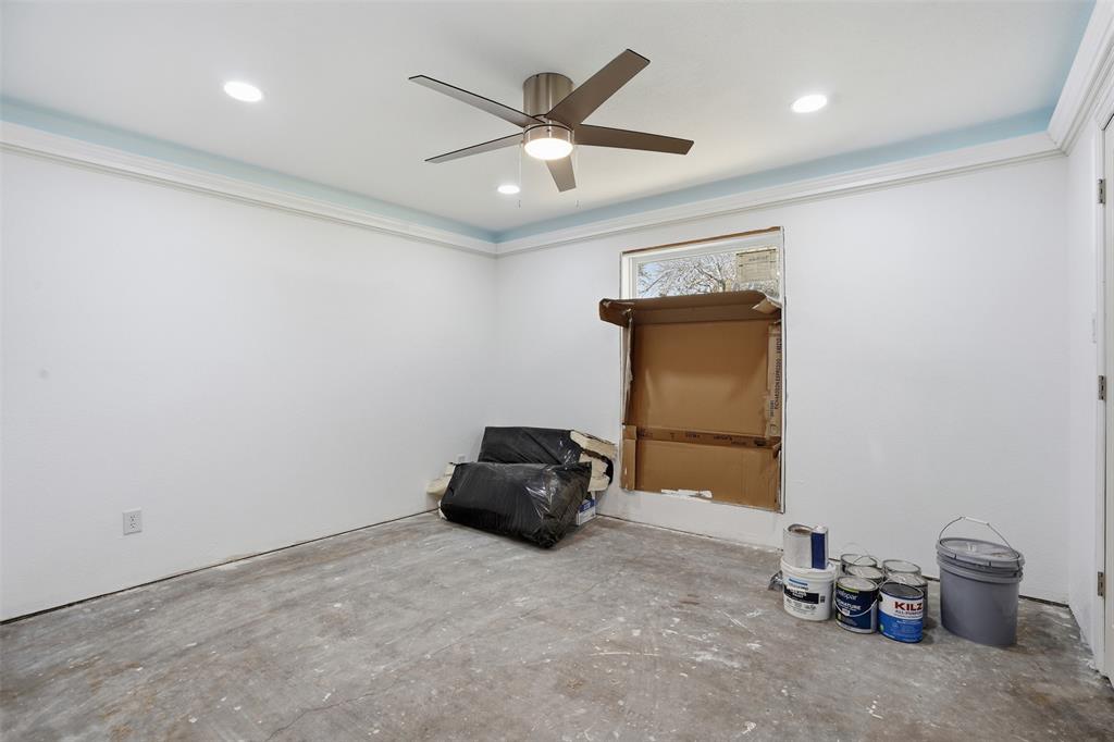 503 Azalea Drive Grapevine, TX 76051 - Photo 21 of 31 Bedroom 2