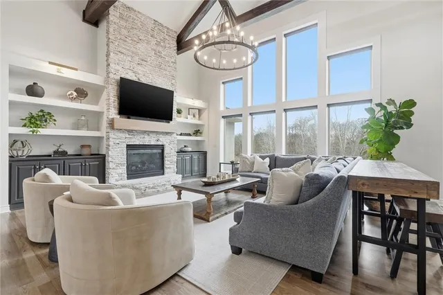 $1,300,000 | 12207 West 164th Terrace, Overland Park, KS 66221