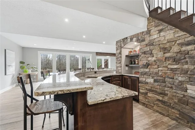 $1,300,000 | 12207 West 164th Terrace, Overland Park, KS 66221